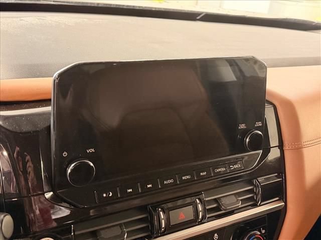 Used 2023 Nissan Pathfinder Platinum w/ Lighting Package (N93) AWD/4WD image 22