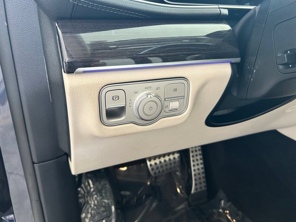 Used 2022 Mercedes-Benz GLS 450 4MATIC image 47