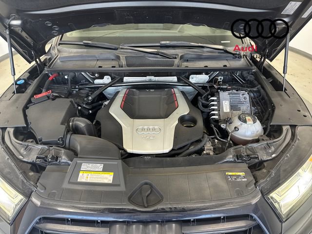 Used 2020 Audi SQ5 Premium Plus w/ Premium Plus Package image 4