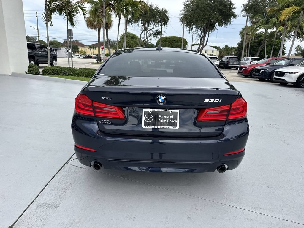Used 2019 BMW 530i xDrive w/ Convenience Package AWD/4WD image 2