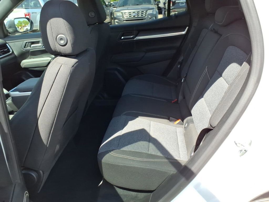 Used 2025 GMC Terrain Elevation AWD/4WD image 11