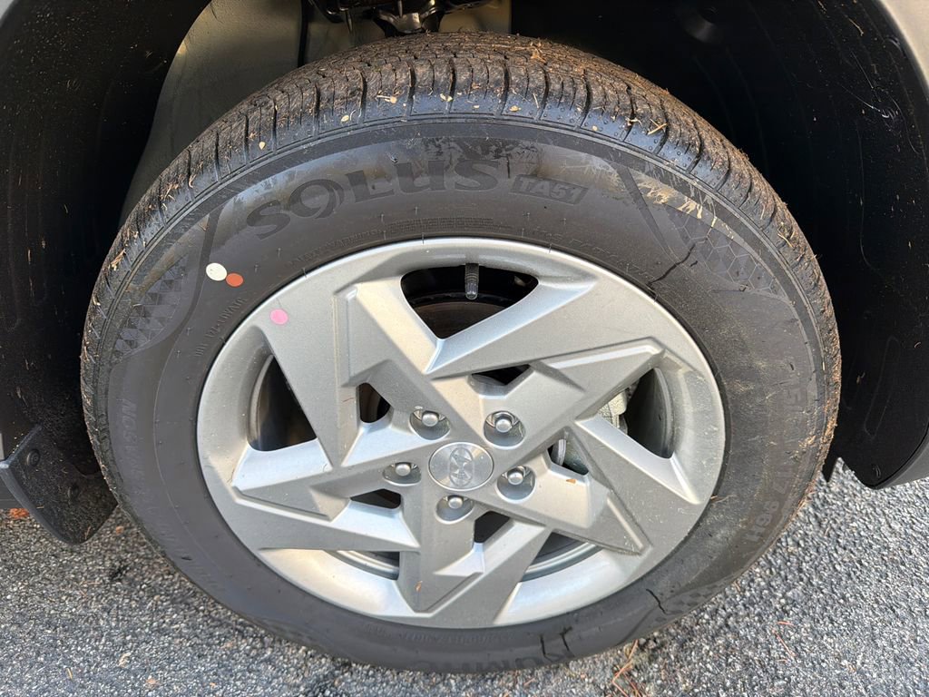 New 2026 Hyundai Kona SE image 12