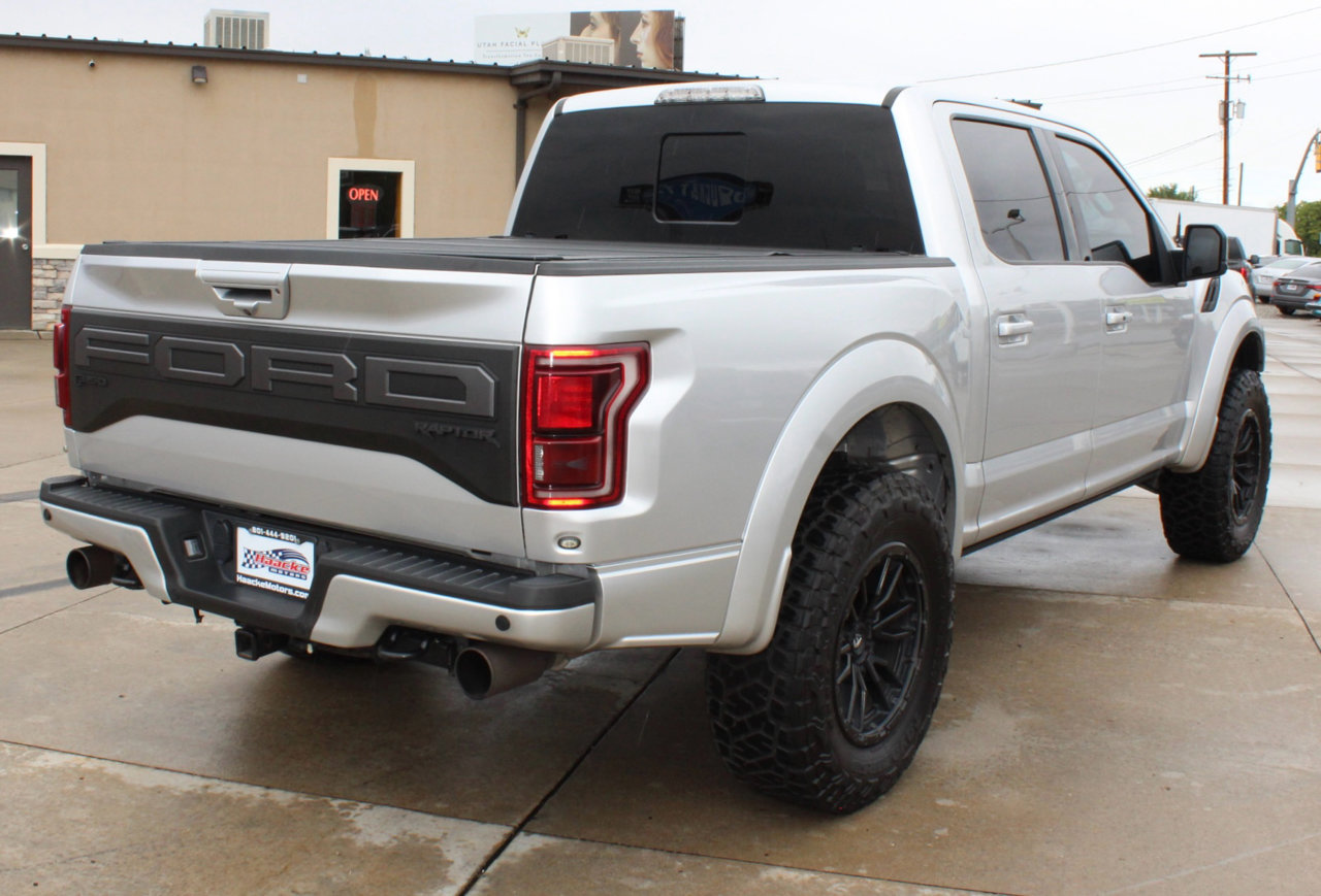 Used 2019 Ford F150 Raptor w/ Equipment Group 802A Luxury image 22