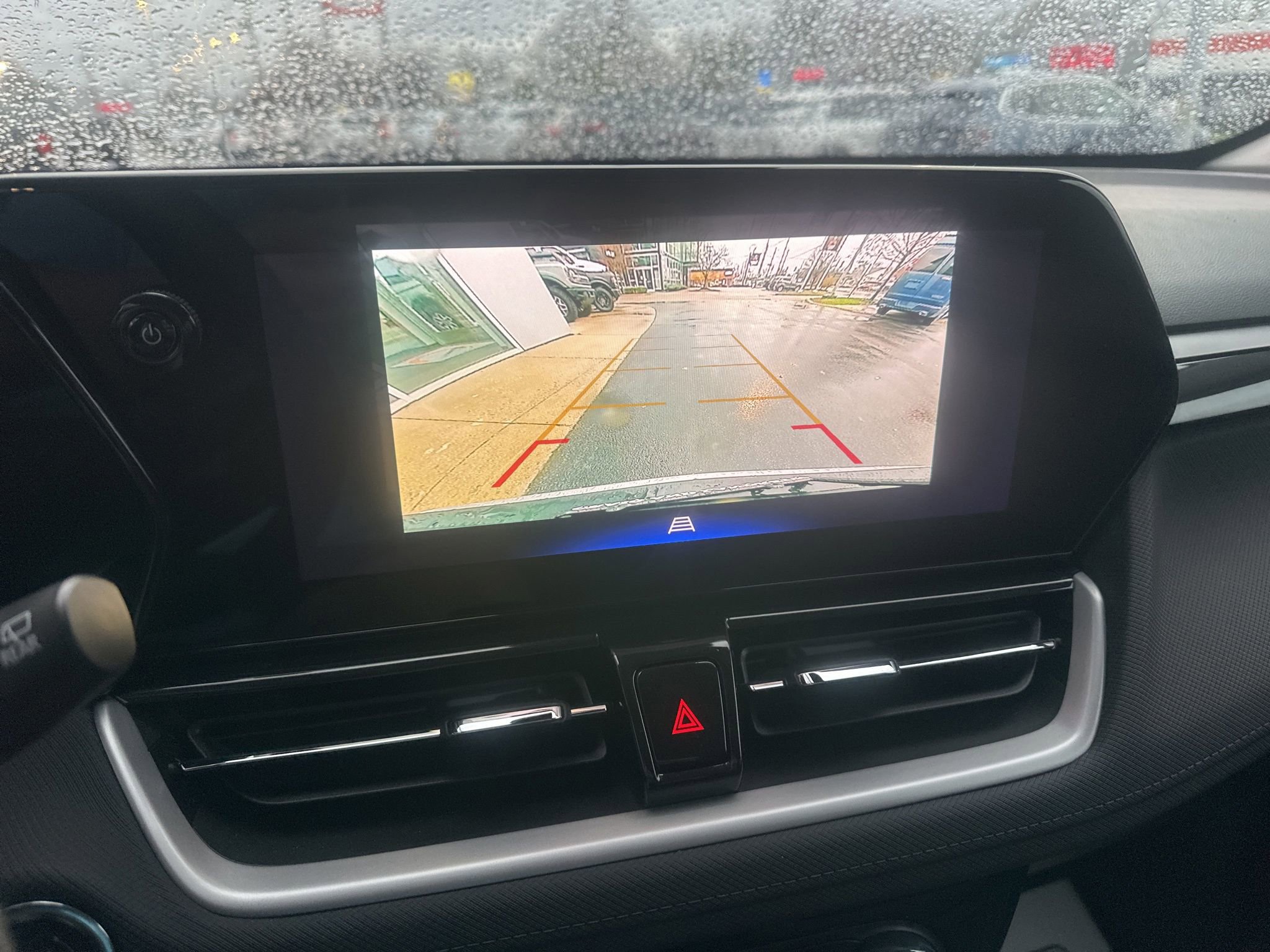 Used 2025 Chevrolet TrailBlazer LT FWD image 25
