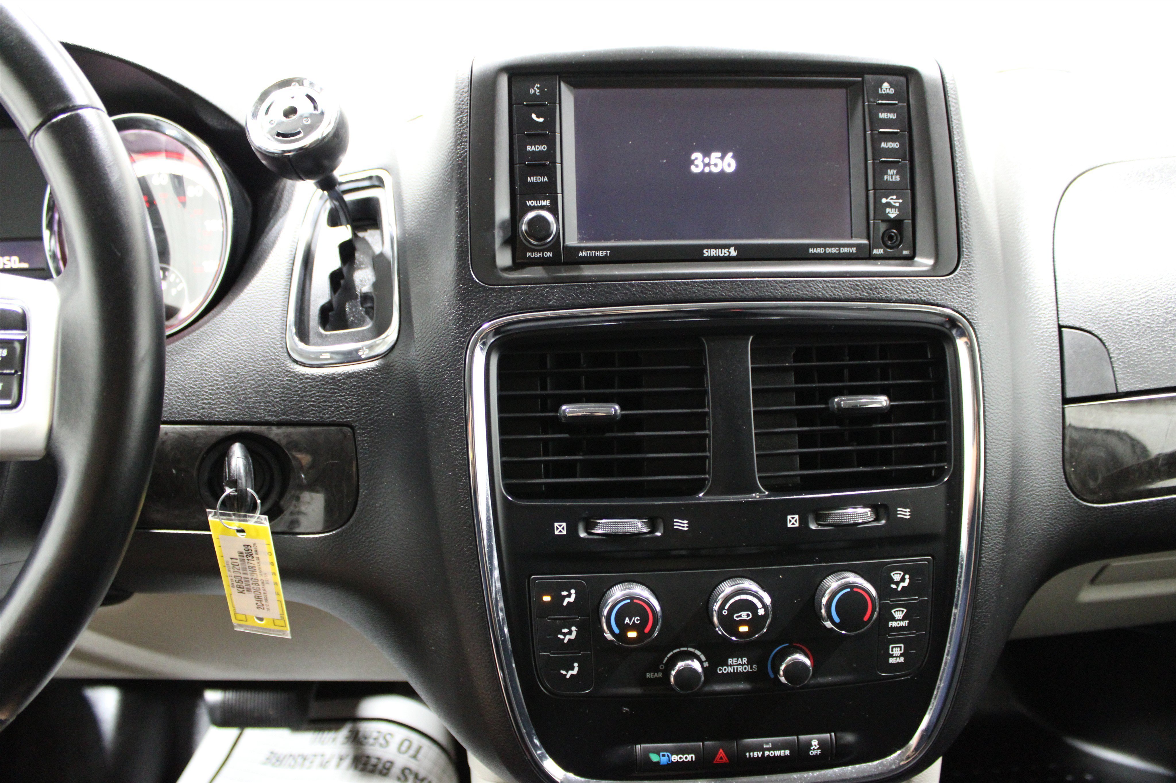 Used 2017 Dodge Grand Caravan SE w/ Power Window Group FWD image 12