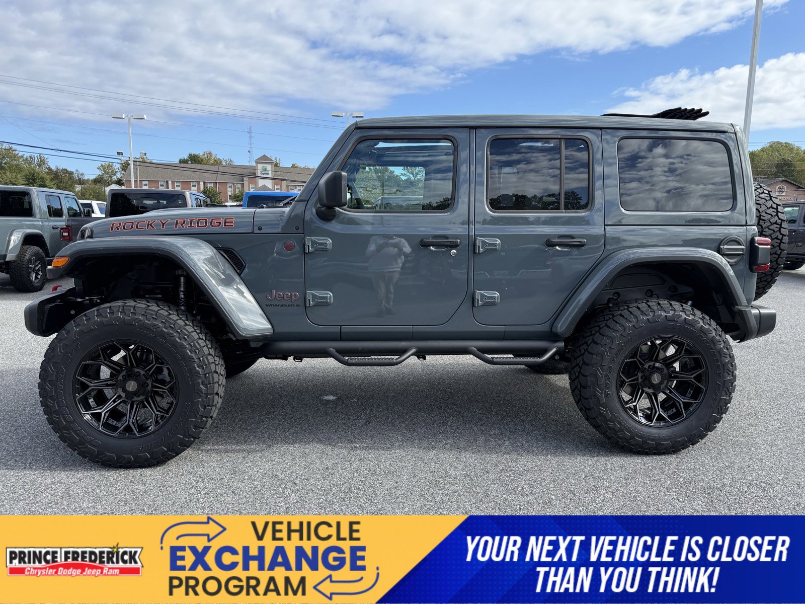 New 2025 Jeep Wrangler Unlimited Rubicon w/ Convenience Group AWD/4WD image 6