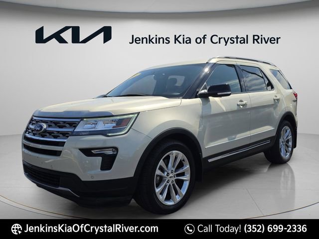 Used 2018 Ford Explorer XLT w/ Equipment Group 202A FWD image 14
