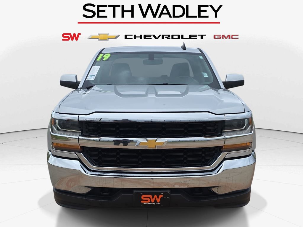 Used 2018 Chevrolet Silverado 1500 LT image 2