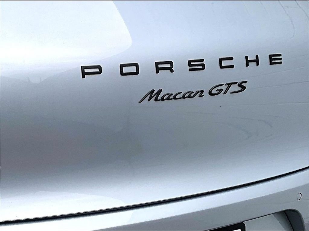 Used 2017 Porsche Macan GTS AWD/4WD image 13