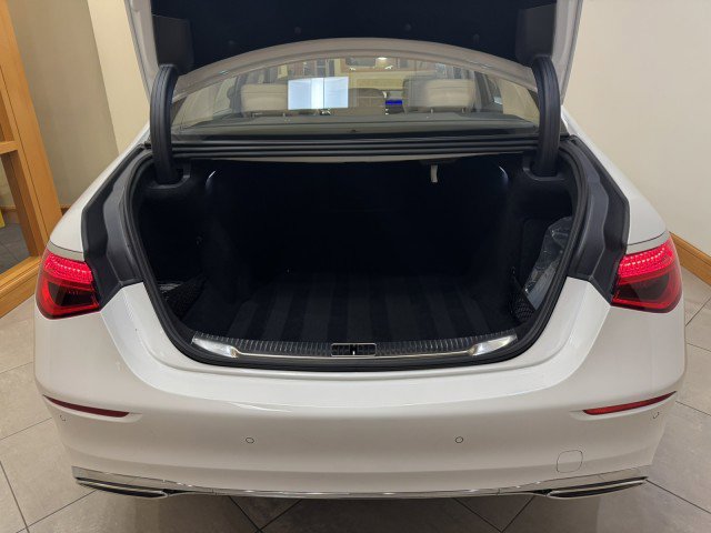 Certified 2026 Mercedes-Benz S 580 4MATIC Sedan image 24