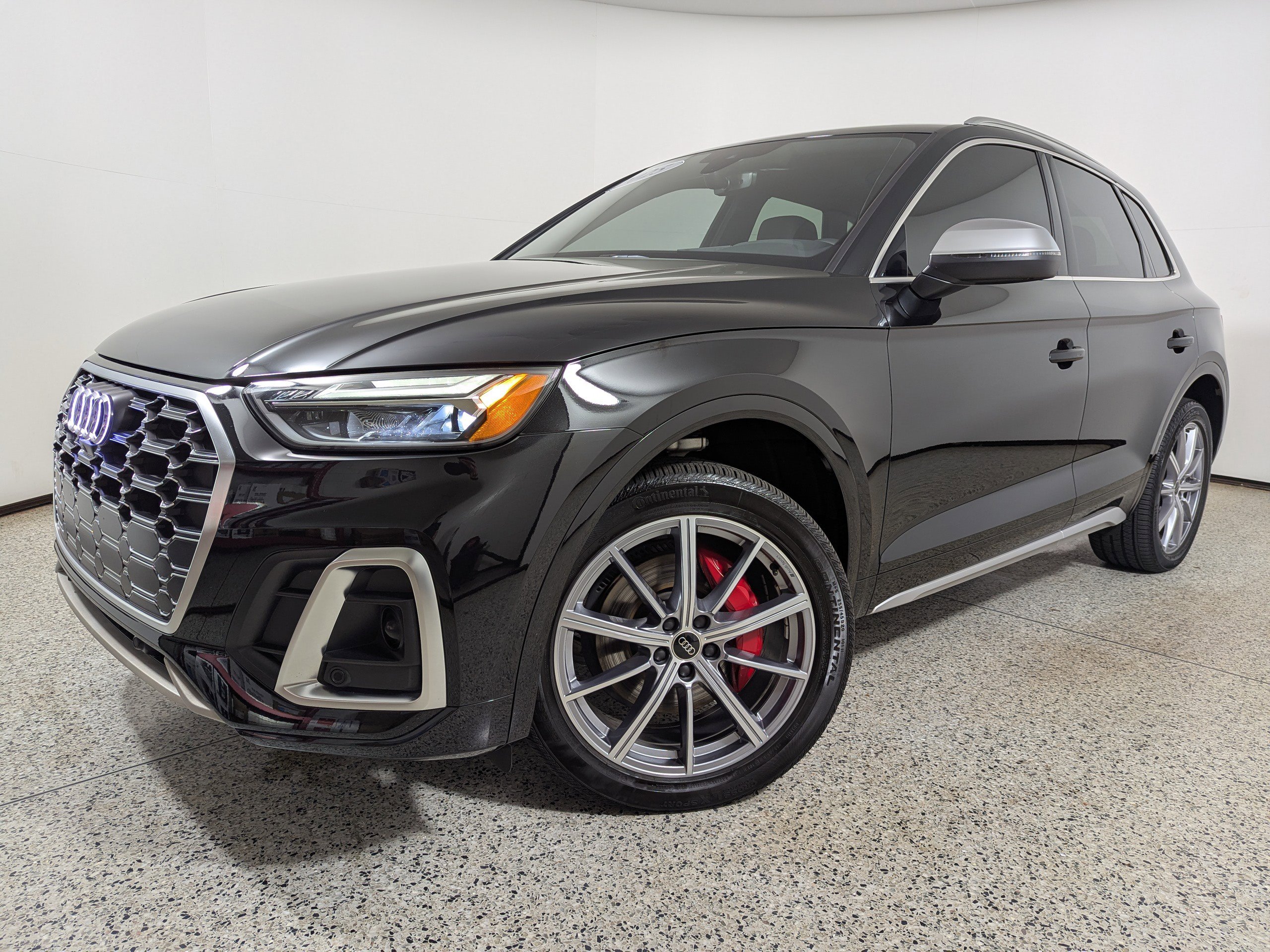 Certified 2025 Audi SQ5 Premium Plus w/ Premium Plus Package image 17