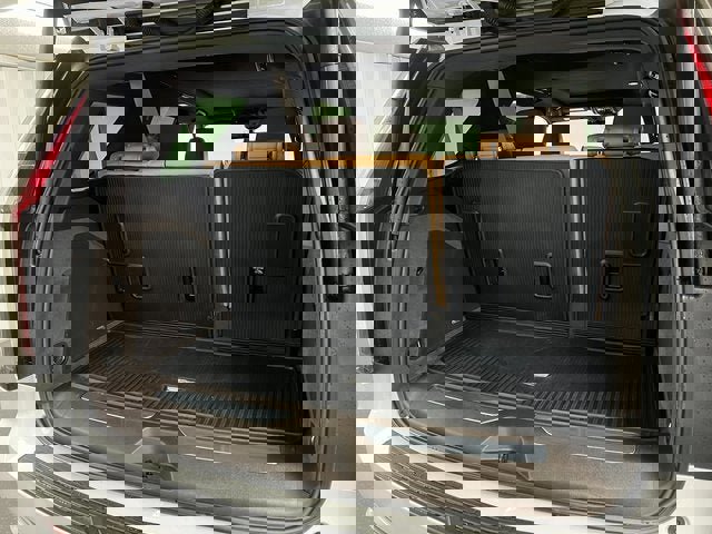 Certified 2023 Cadillac Escalade Premium Luxury image 19