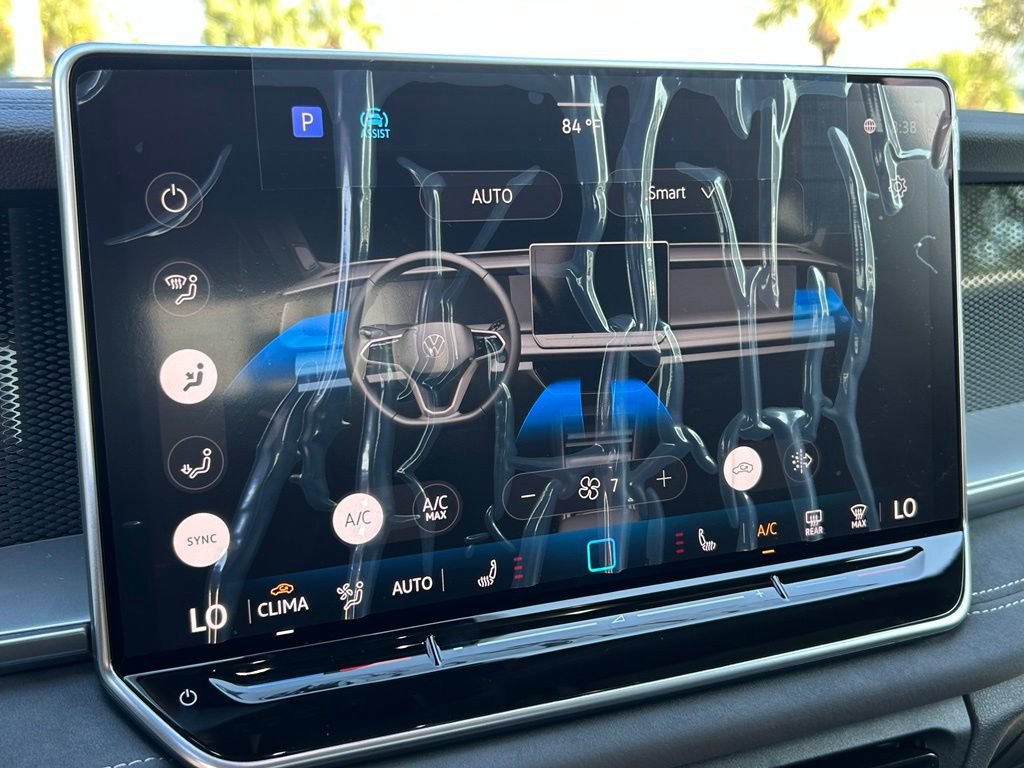 New 2026 Volkswagen Tiguan SE R-Line FWD image 26