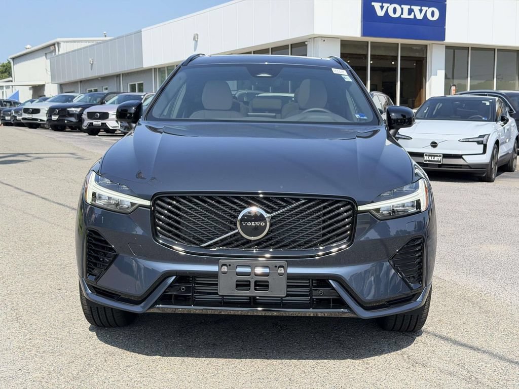 New 2026 Volvo XC60 T8 Core w/ Climate Package AWD/4WD image 23