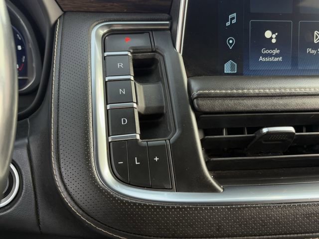 Used 2023 Chevrolet Suburban Premier AWD/4WD image 17