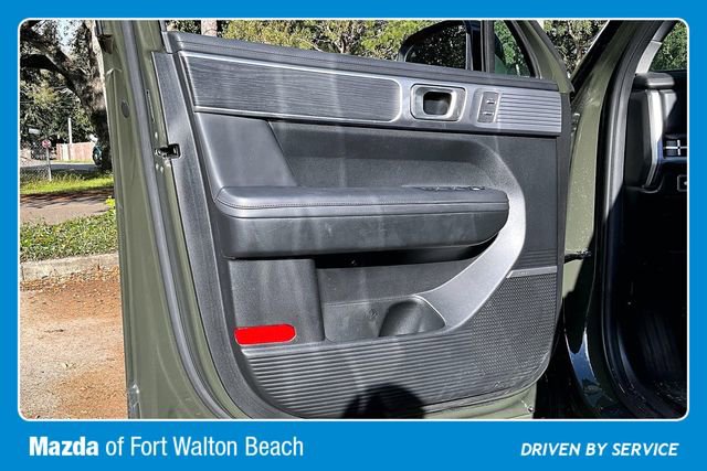 Used 2024 Hyundai Santa Fe Limited image 17