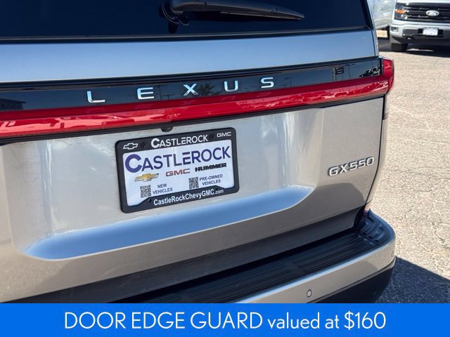 Used 2025 Lexus GX 550 w/ Accessory Package (2T) AWD/4WD image 13