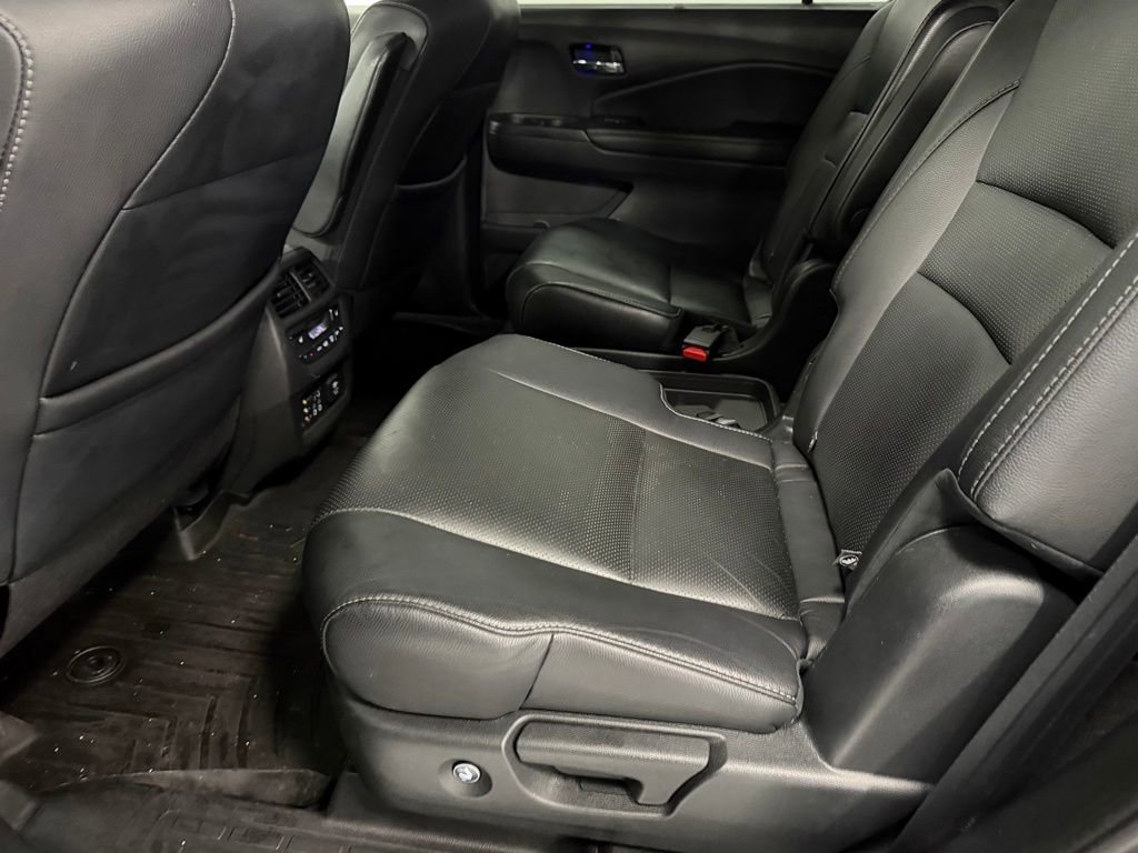 Used 2017 Honda Pilot Elite image 26