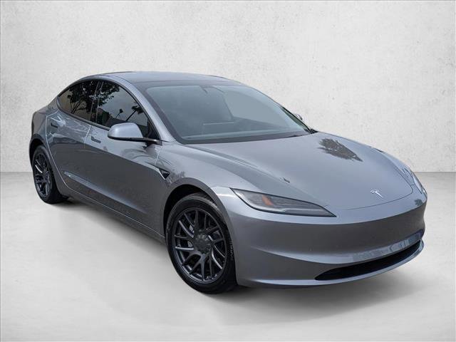 Used 2024 Tesla Model 3 image 3