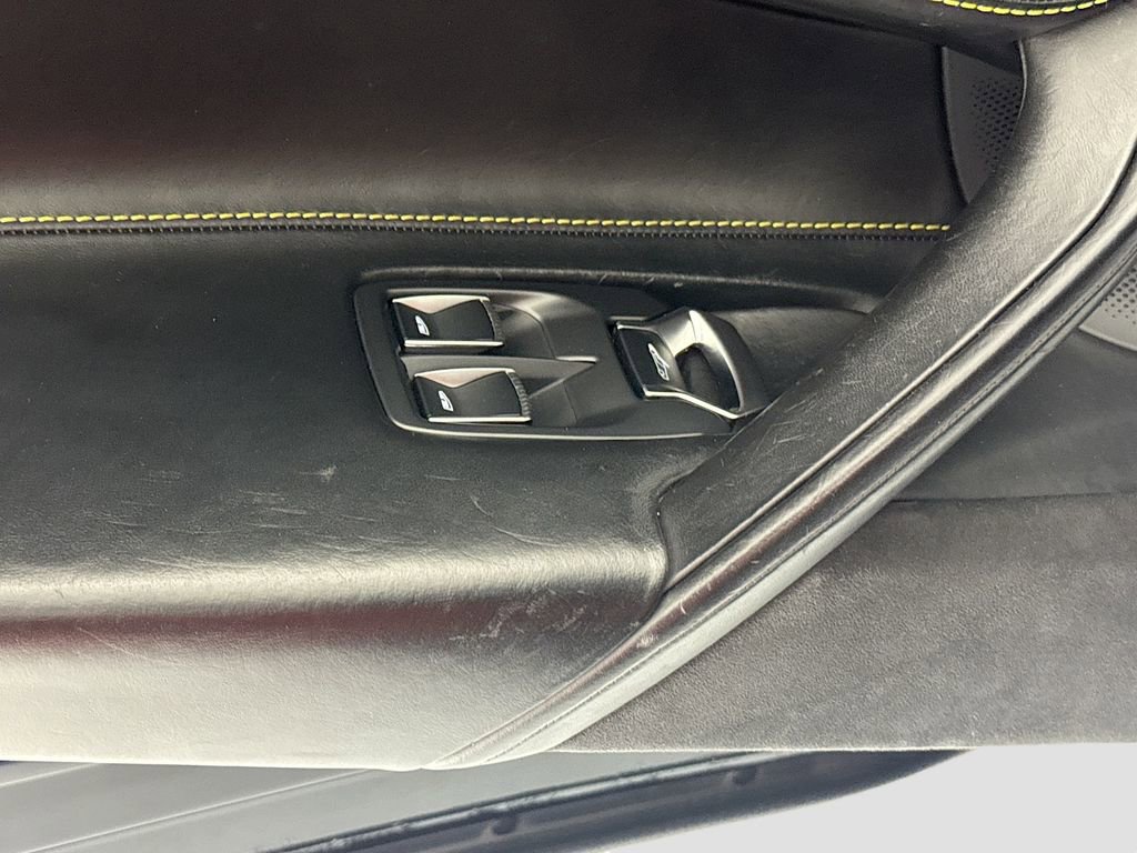 Used 2020 McLaren 720S Performance image 18