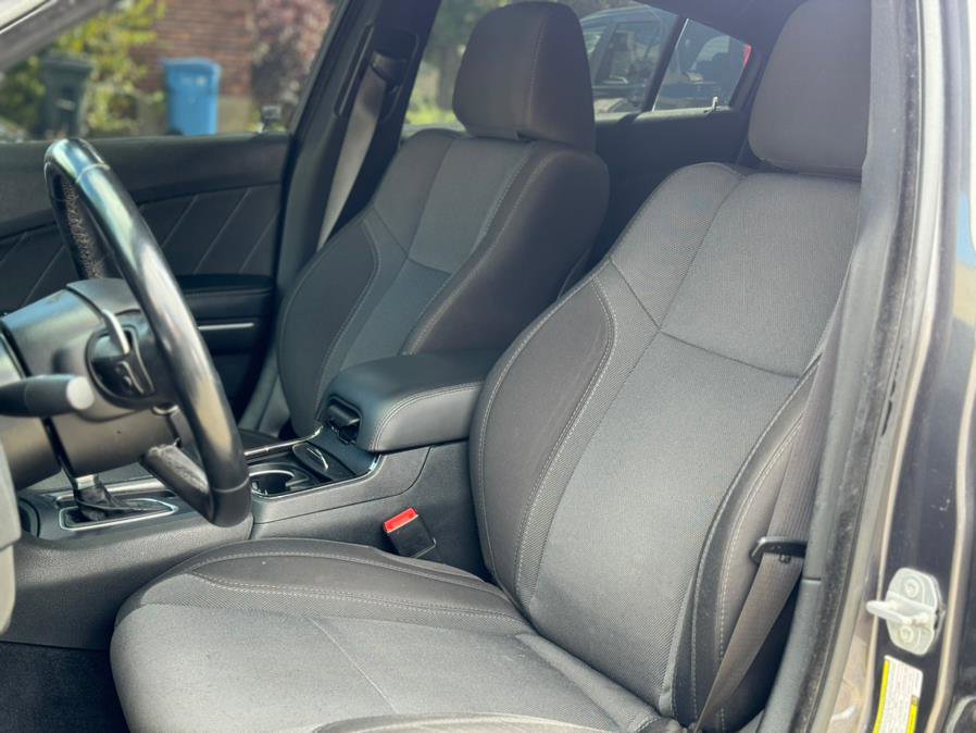 Used 2017 Dodge Charger R/T image 13