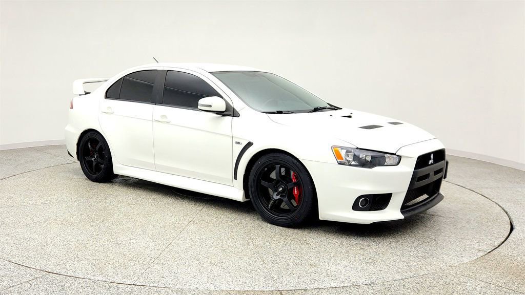 Used 2015 Mitsubishi Lancer Evolution GSR image 3