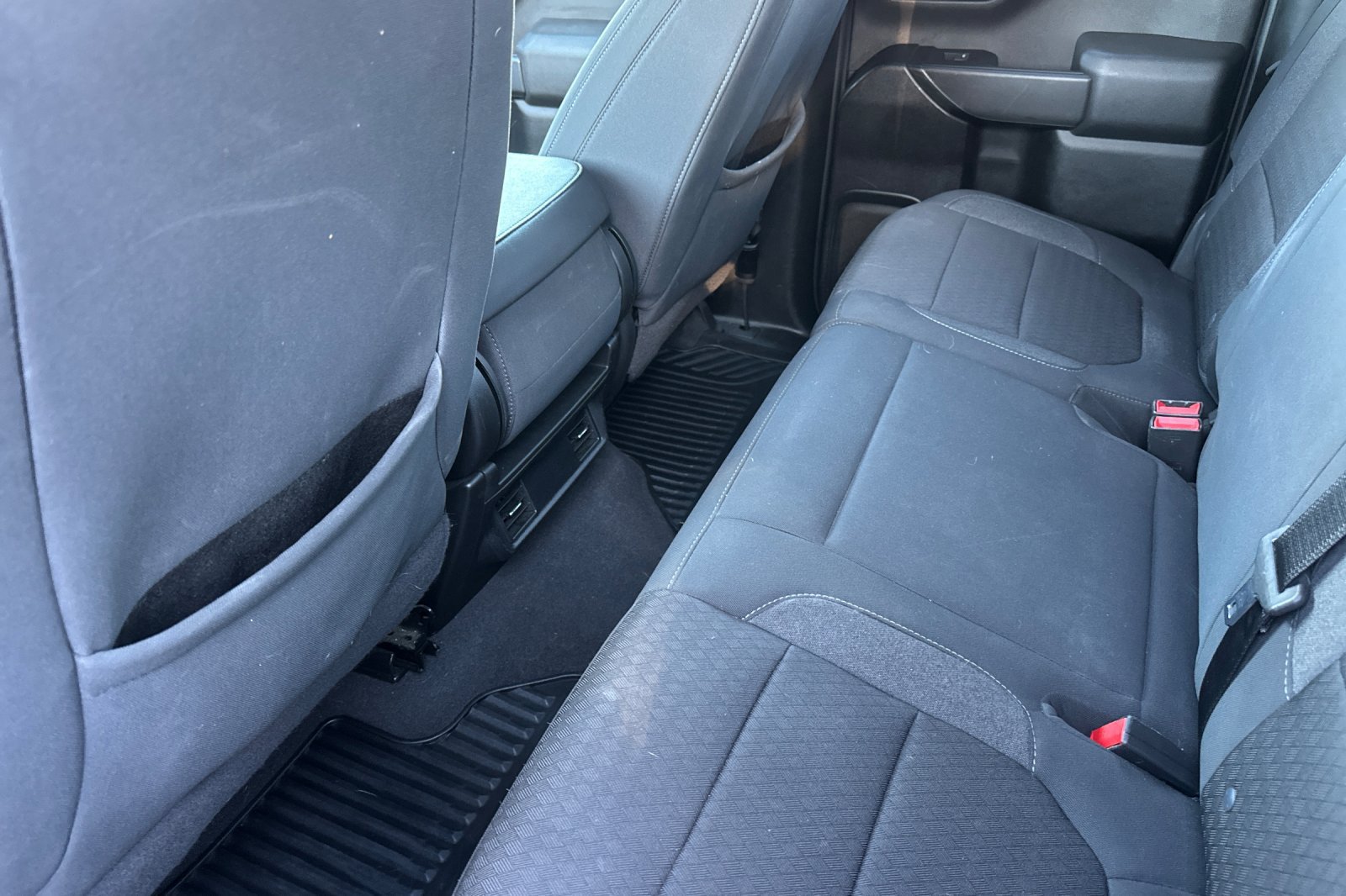 Used 2022 Chevrolet Silverado 1500 Custom w/ LPO, Dark Essentials Package RWD image 15