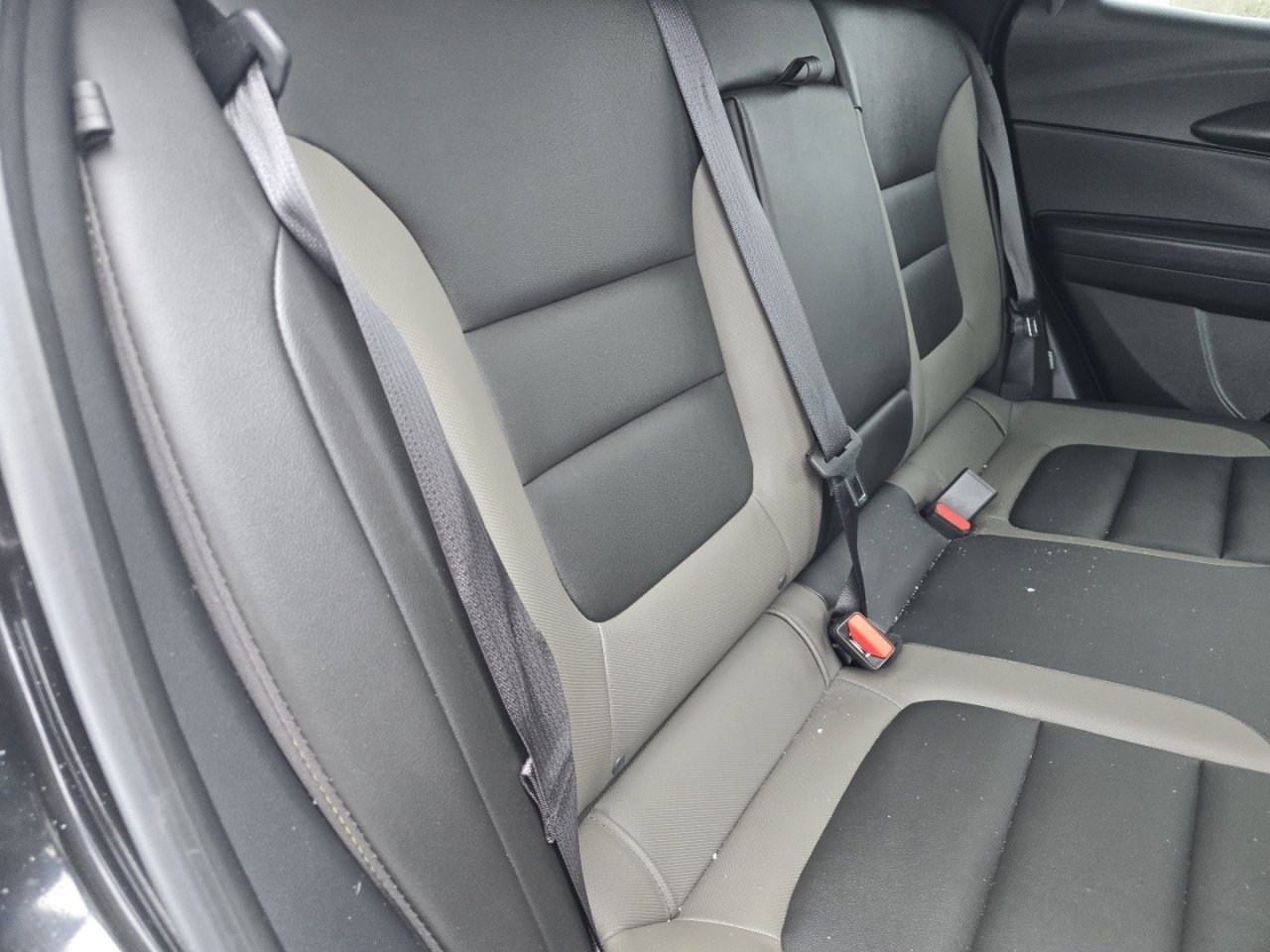 Used 2025 Chevrolet TrailBlazer ACTIV w/ Driver Confidence Package image 20