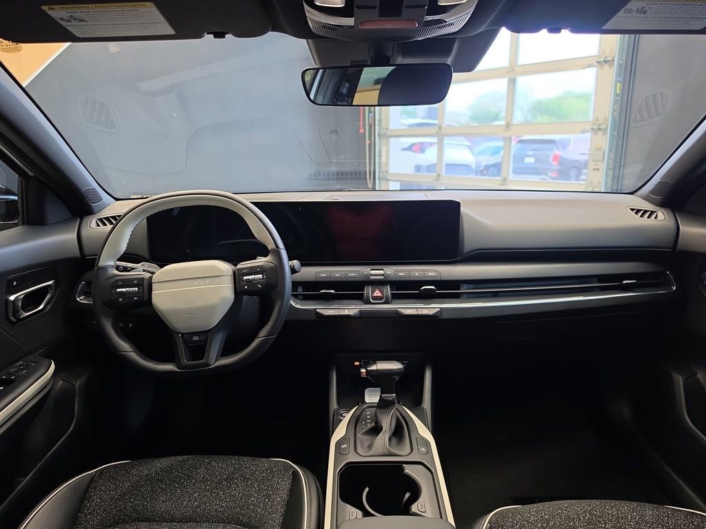 Used 2025 Kia K4 GT-Line w/ GT-Line Sunroof Package image 15