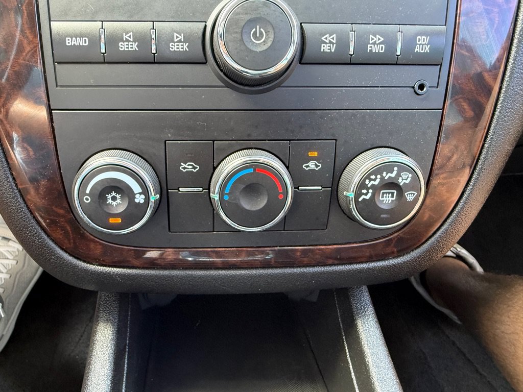Used 2014 Chevrolet Impala Limited LS FWD image 26
