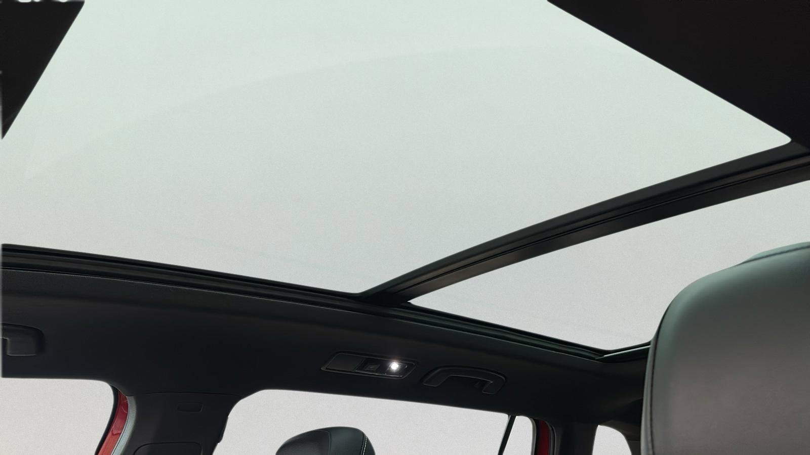 Used 2024 Volkswagen Tiguan SEL R-Line image 23