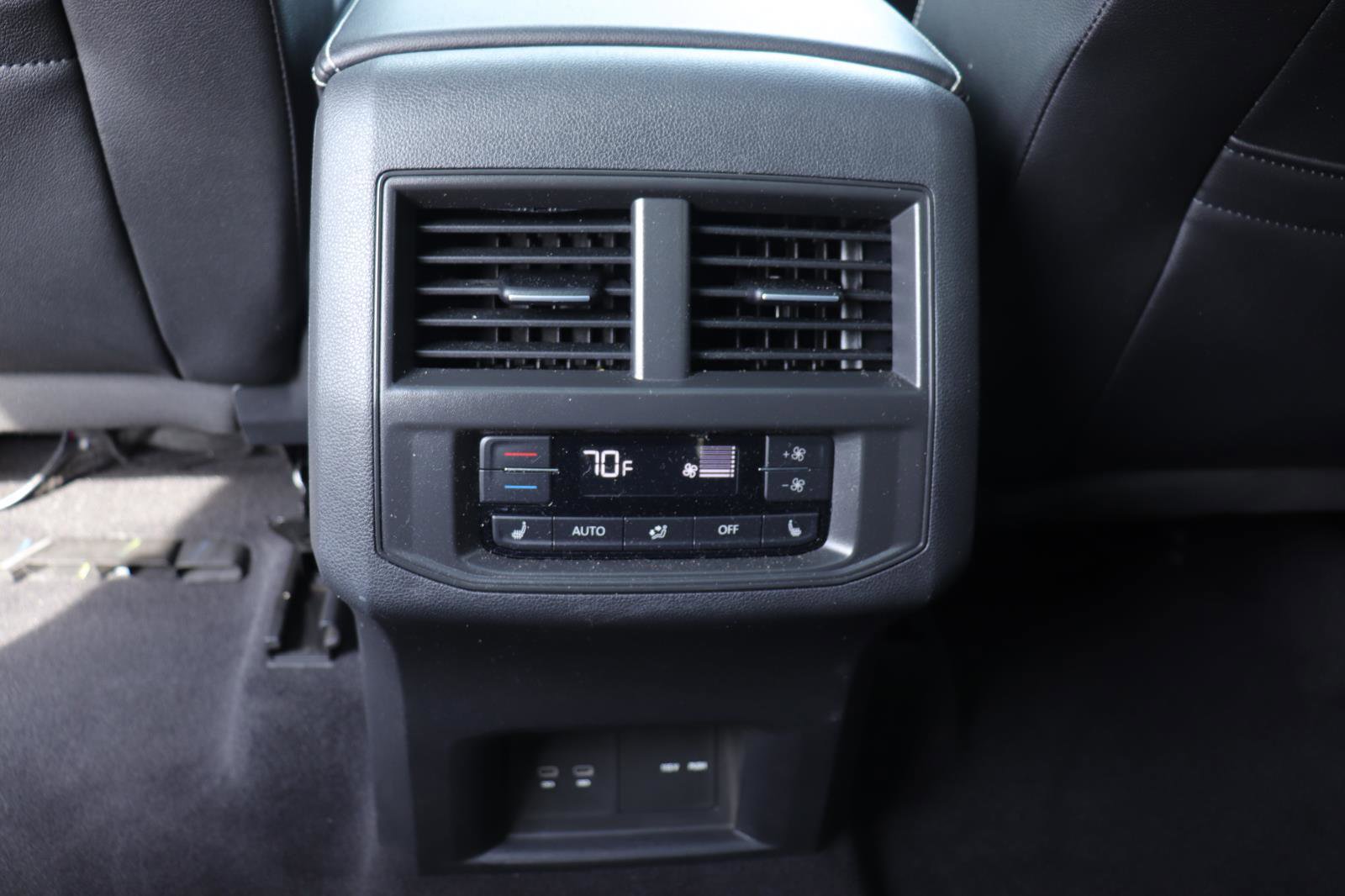 Used 2021 Volkswagen Atlas SEL Premium AWD/4WD image 25