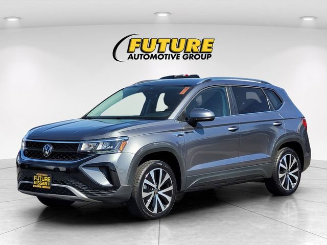 Used 2024 Volkswagen Taos SE image 5