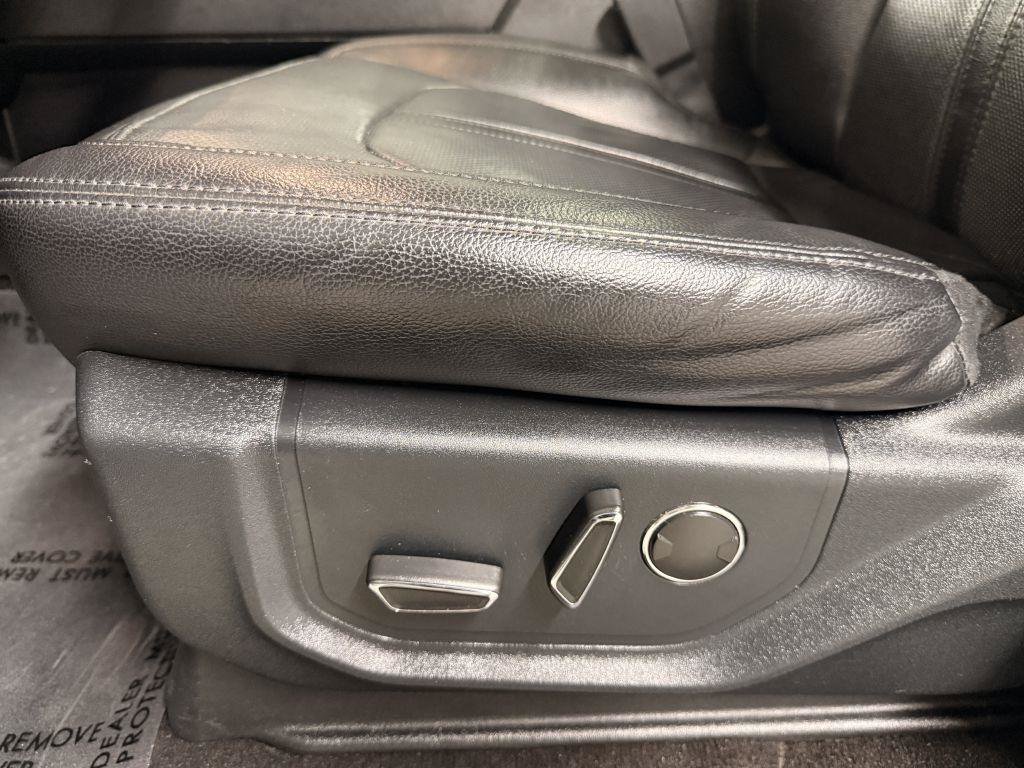 Used 2021 Ford Expedition Max Limited AWD/4WD image 13