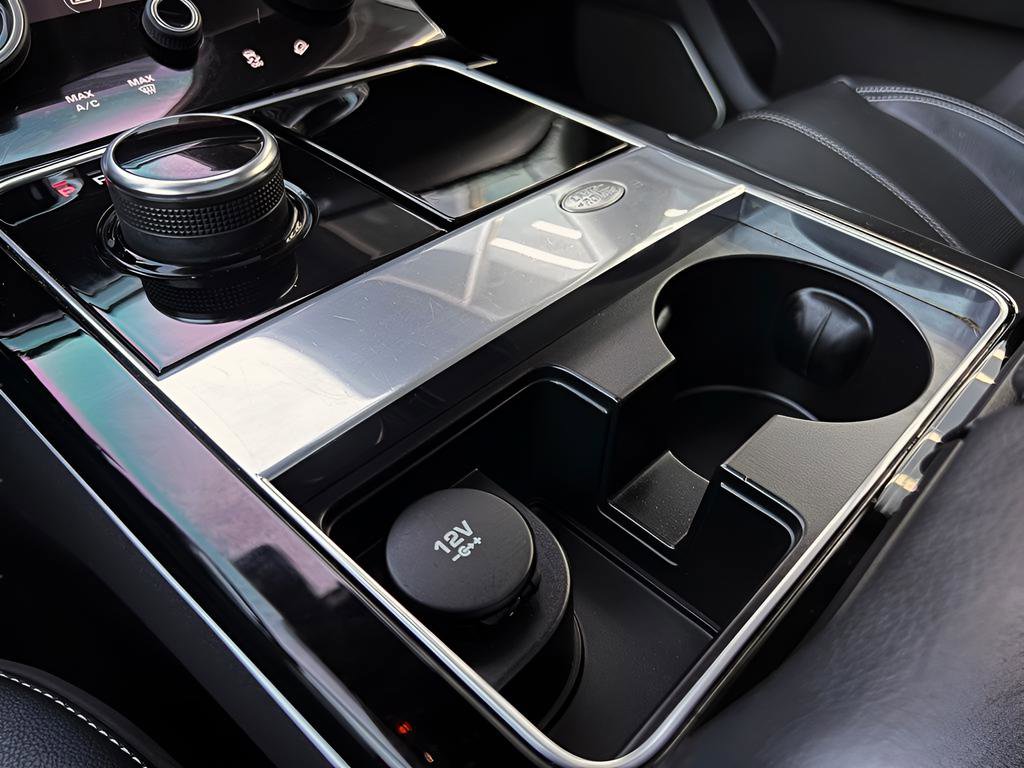 Used 2018 Land Rover Range Rover Velar S image 48