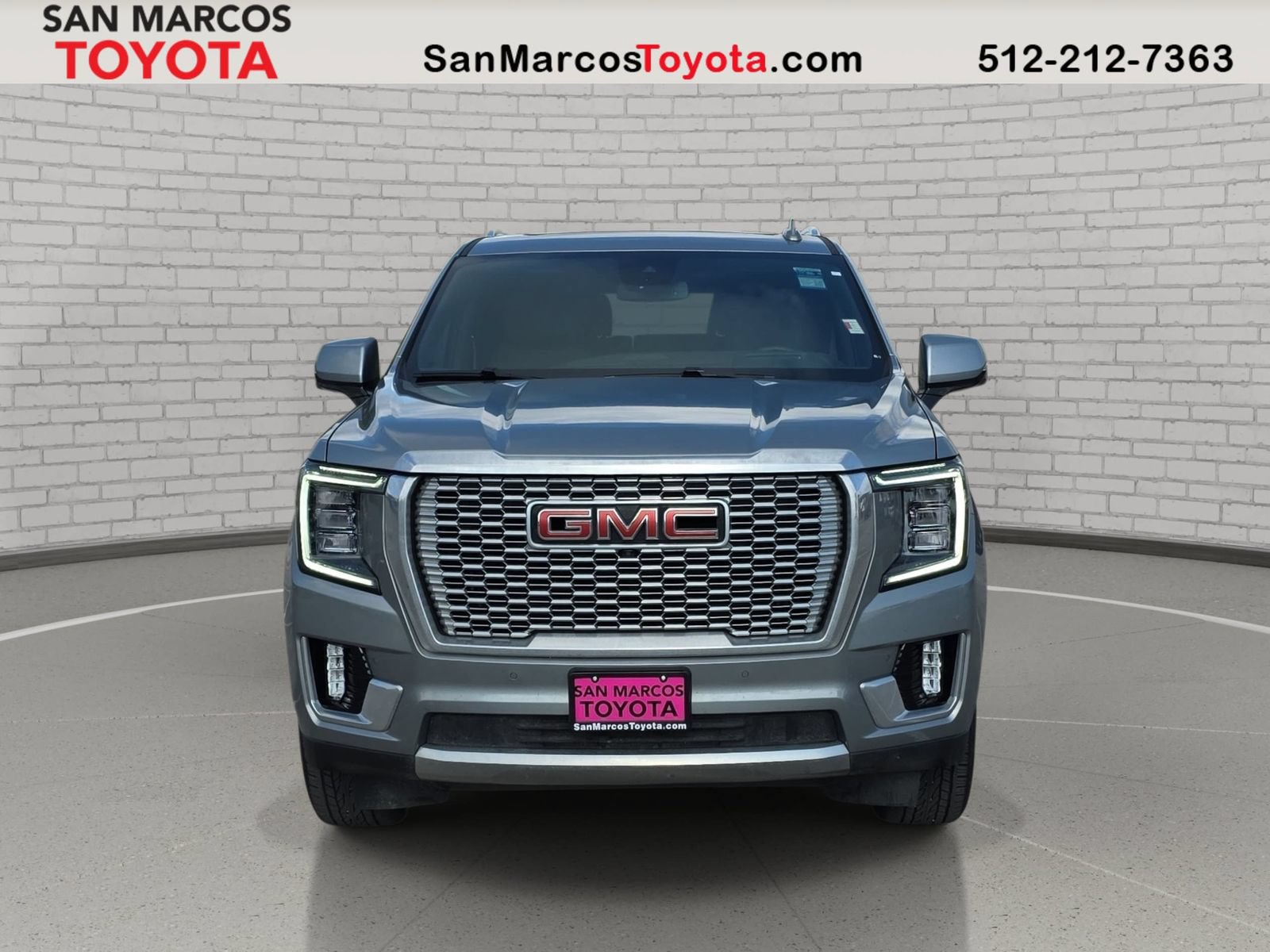 Used 2024 GMC Yukon Denali AWD/4WD image 2