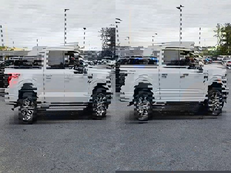 New 2025 Ford F150 Lariat w/ Equipment Group 502A High image 14