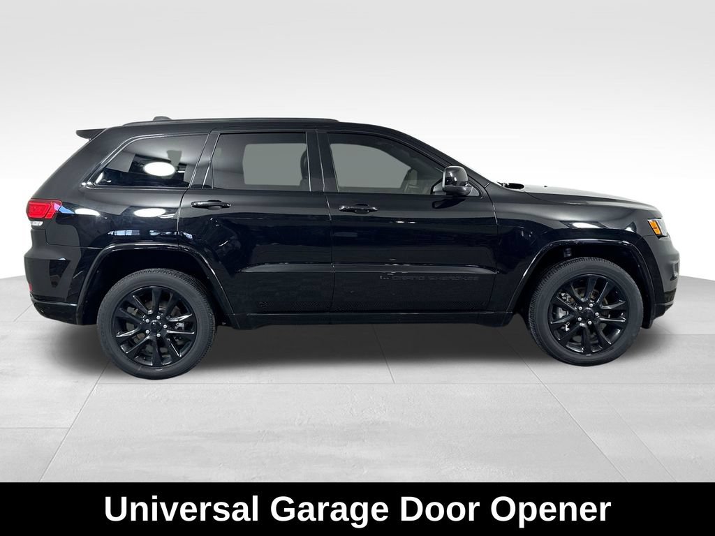 Used 2022 Jeep Grand Cherokee Laredo X AWD/4WD image 13