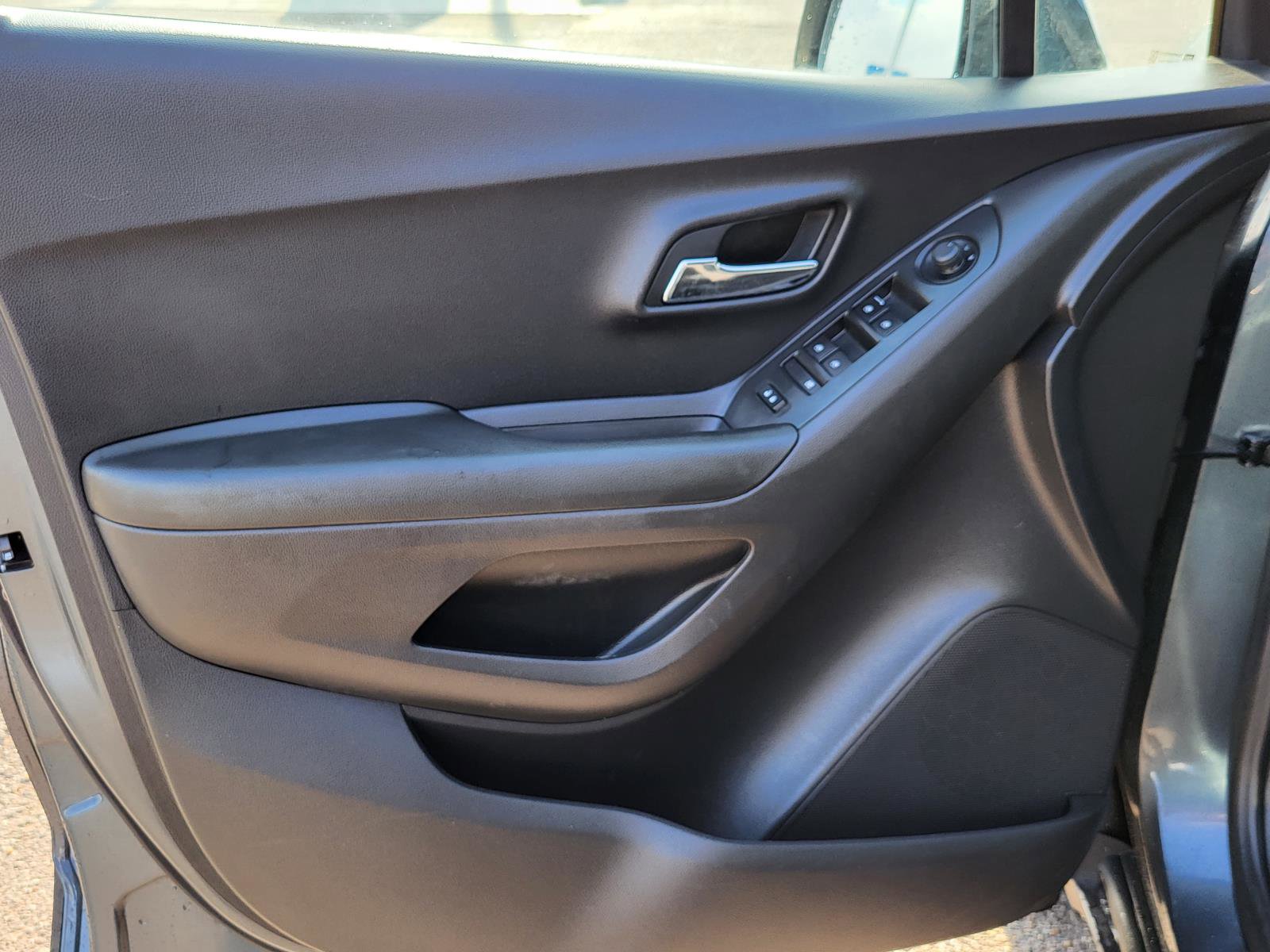 Used 2021 Chevrolet Trax LT image 20