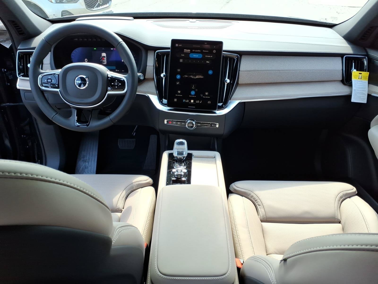 New 2026 Volvo XC90 T8 Ultra w/ Lounge Package AWD/4WD image 9