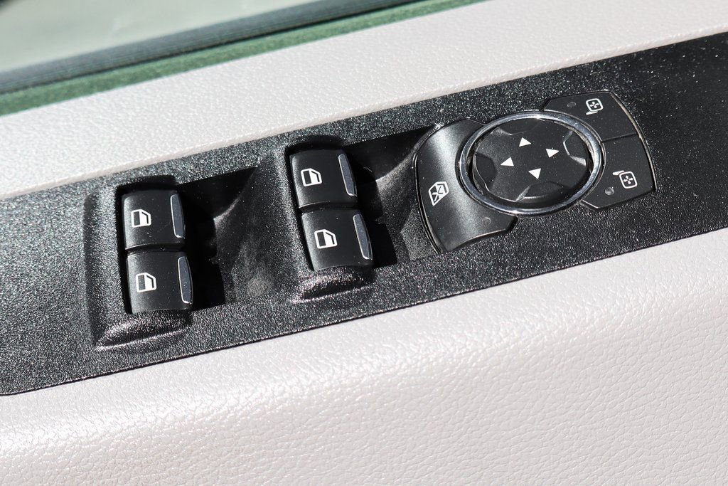 Used 2022 Ford F250 XL w/ STX Appearance Package AWD/4WD image 17