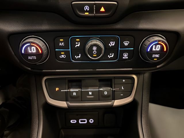 Used 2023 GMC Terrain Denali w/ Denali Premium Package AWD/4WD image 36