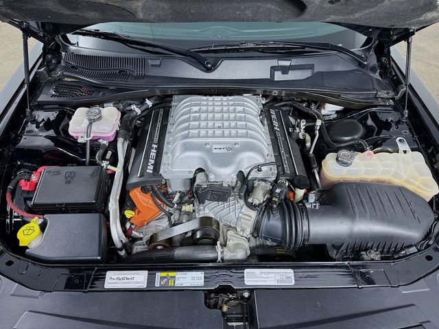 Used 2015 Dodge Challenger SRT Hellcat RWD image 29