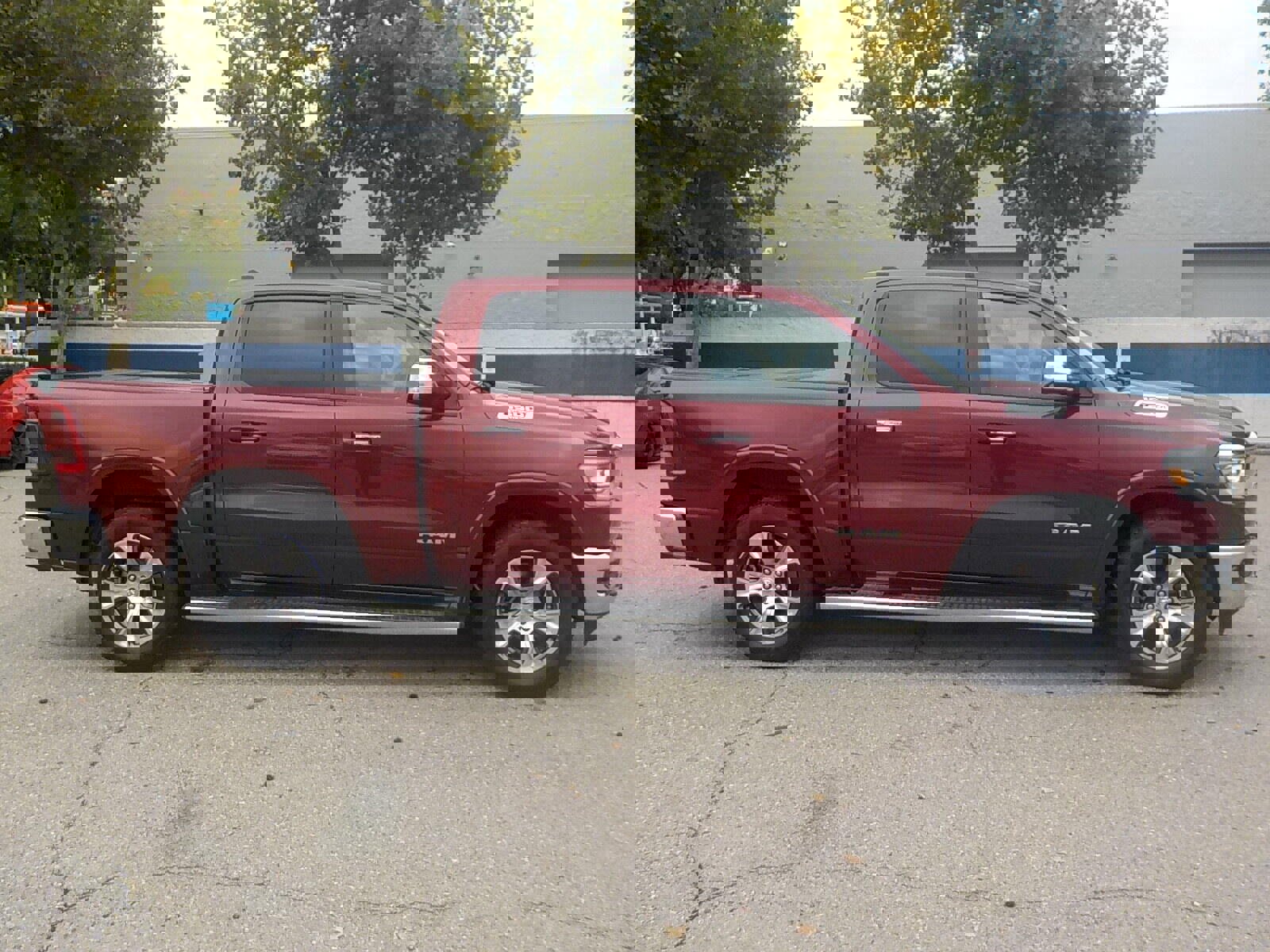 Used 2019 RAM 1500 Laramie image 3