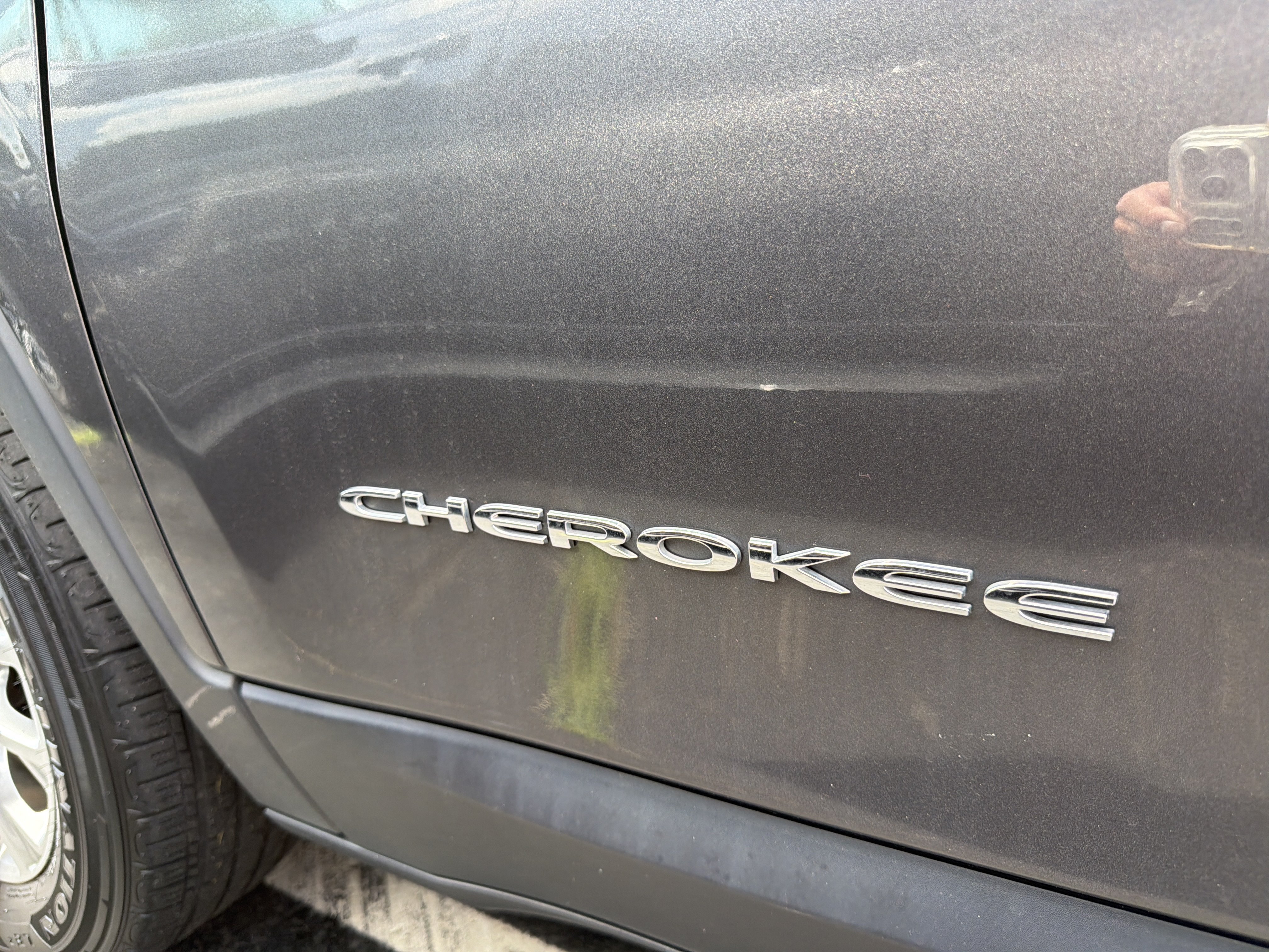 Certified 2022 Jeep Cherokee Latitude Lux AWD/4WD image 31