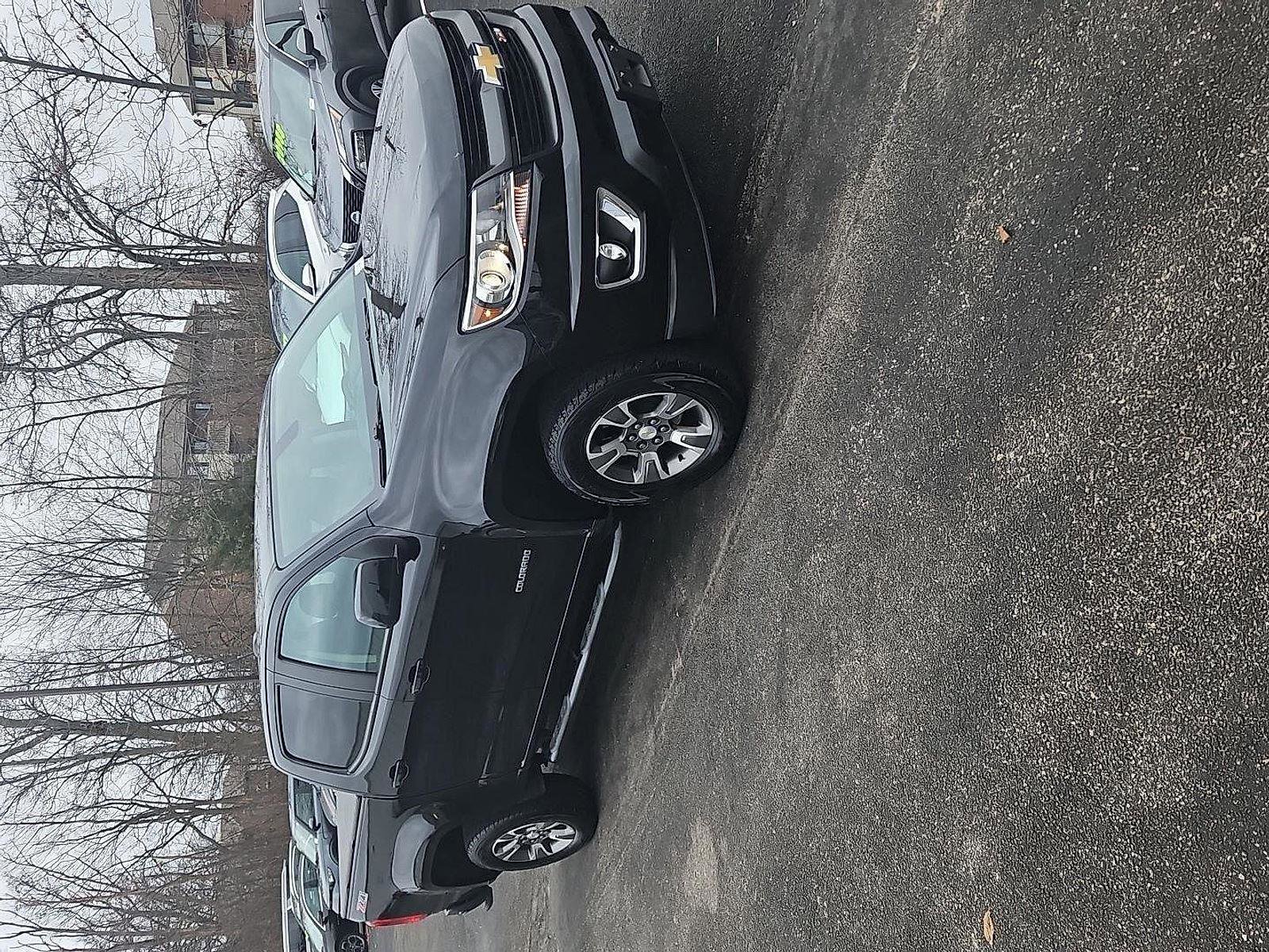 Used 2018 Chevrolet Colorado Z71 AWD/4WD image 36
