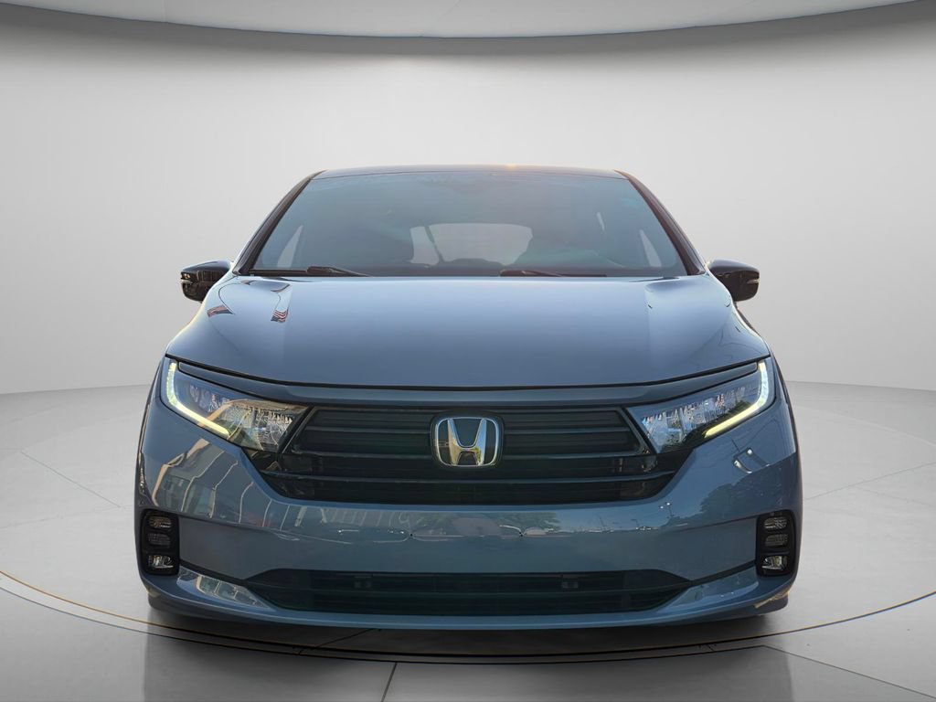 Used 2023 Honda Odyssey Sport image 4