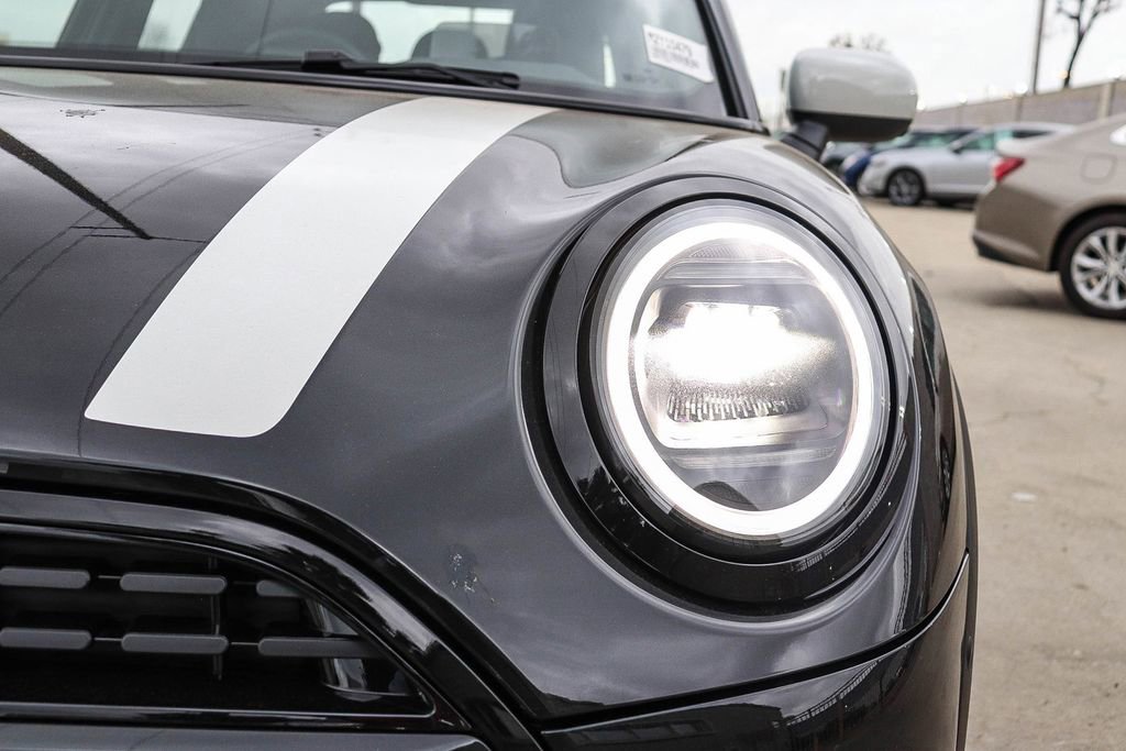 New 2026 MINI Cooper 4-Door Hardtop image 8