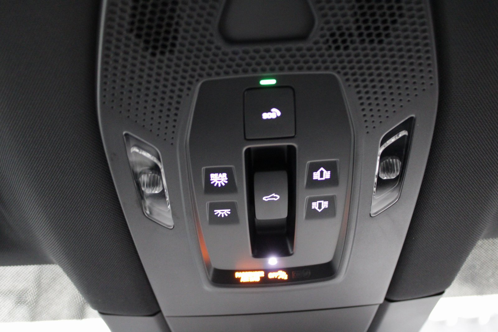 Certified 2024 Porsche Macan 4 Electric image 34