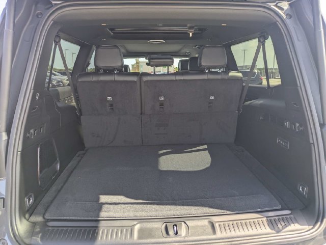 New 2026 Jeep Grand Wagoneer L Limited AWD/4WD image 12